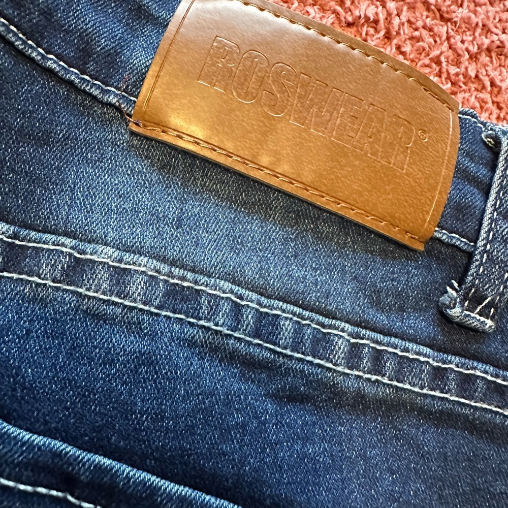 Distressed Blue Jeans - Picture 9 of 10